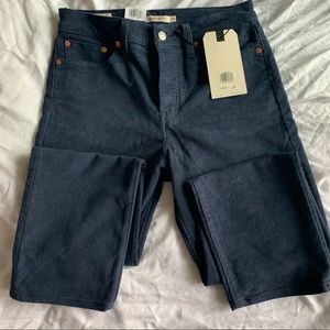 Levi’s Navy Blue Corduroy Wedgie Straight NWT